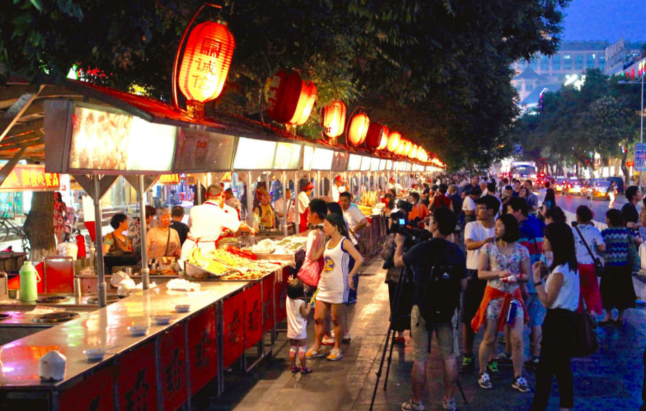 北京商铺能“摆摊儿”了？想念街边撸串！重点商圈将优先试点__财经头条